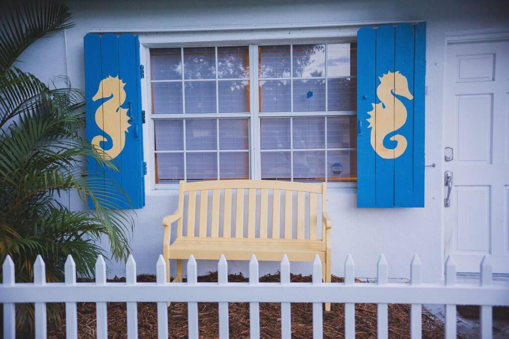 Charming Home, Minutes From The Beach เวโรบีช ภายนอก รูปภาพ